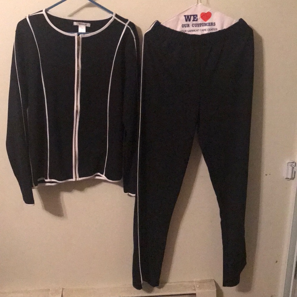 Jacket and pants set